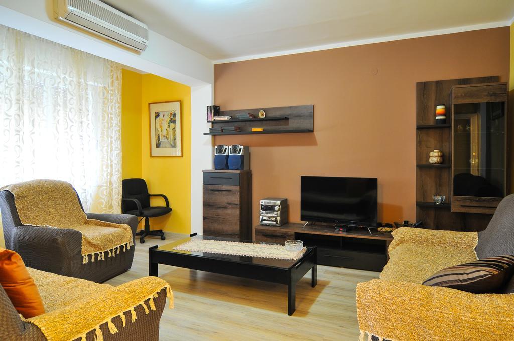 Apartment S&T Teodo Esterno foto